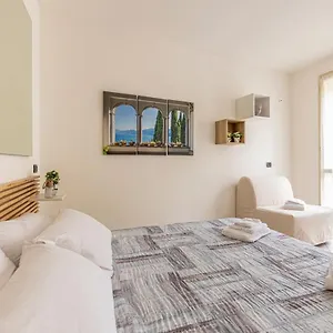 Di - In Centro A 1 Min Da E Stazione - Wifi Apartamento